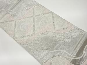 格天井に孔雀・牡丹模様織出し袋帯